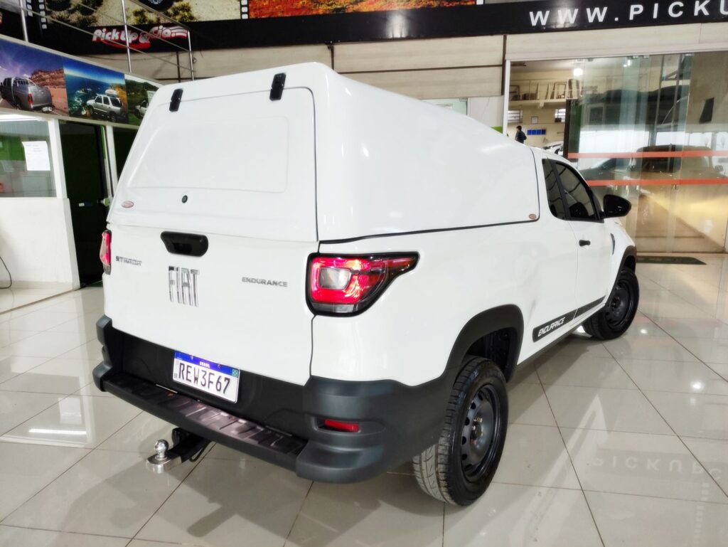 Capota de fibra para Fiat Strada, modelo furgão sem vidros.